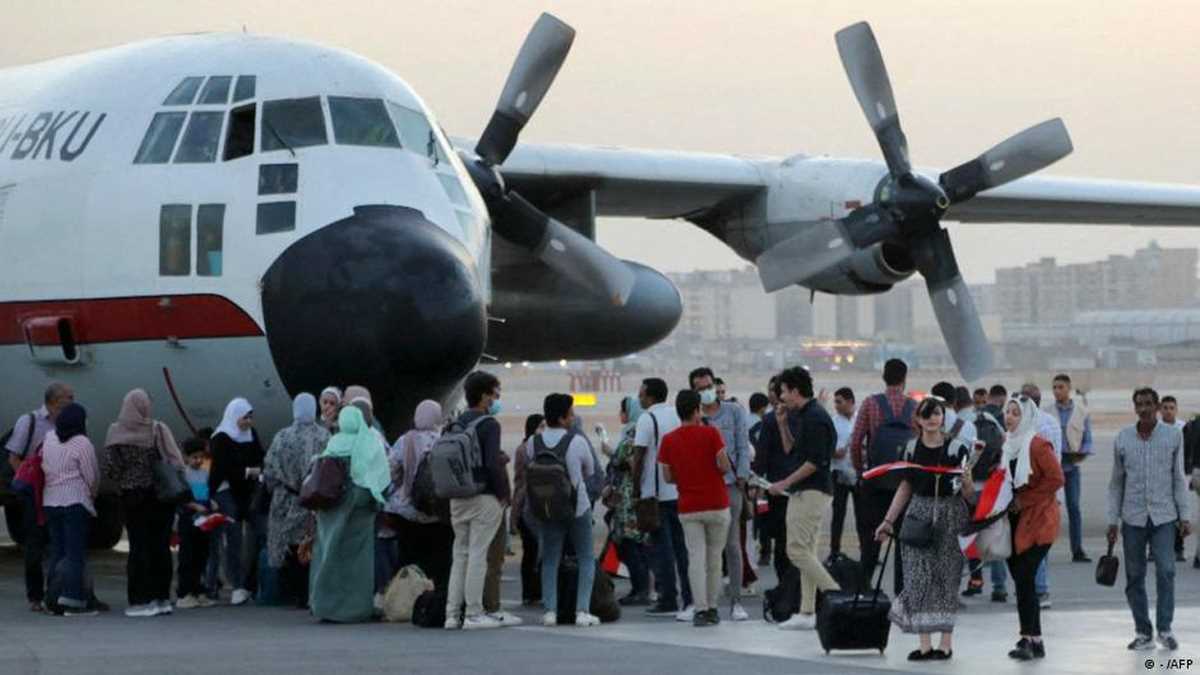 ऑपरेशन कावेरी सूडान से 360 भारतीय स्वदेश लौटे ऑपरेशन कावेरी सूडान से 360 भारतीय स्वदेश लौटे